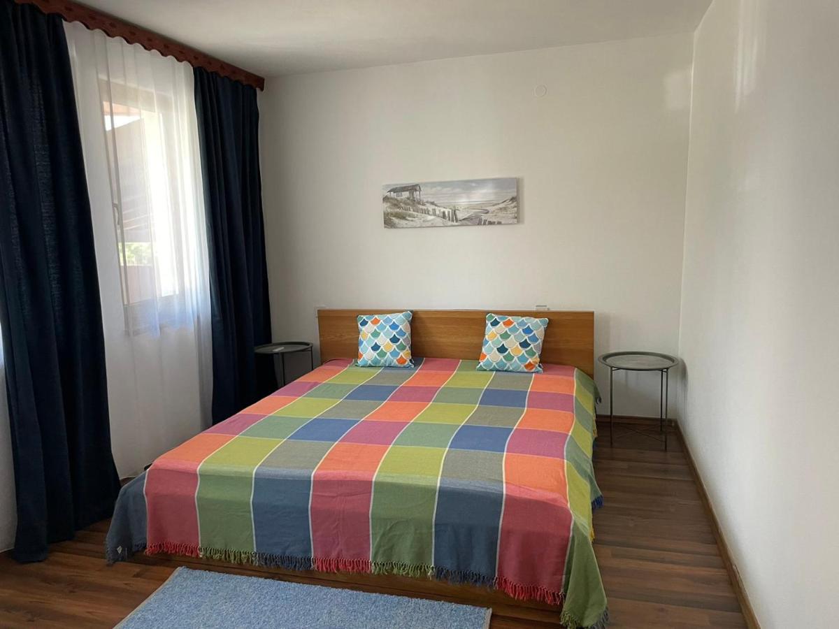 Holiday House Gendar, Chernomorets Bagian luar foto