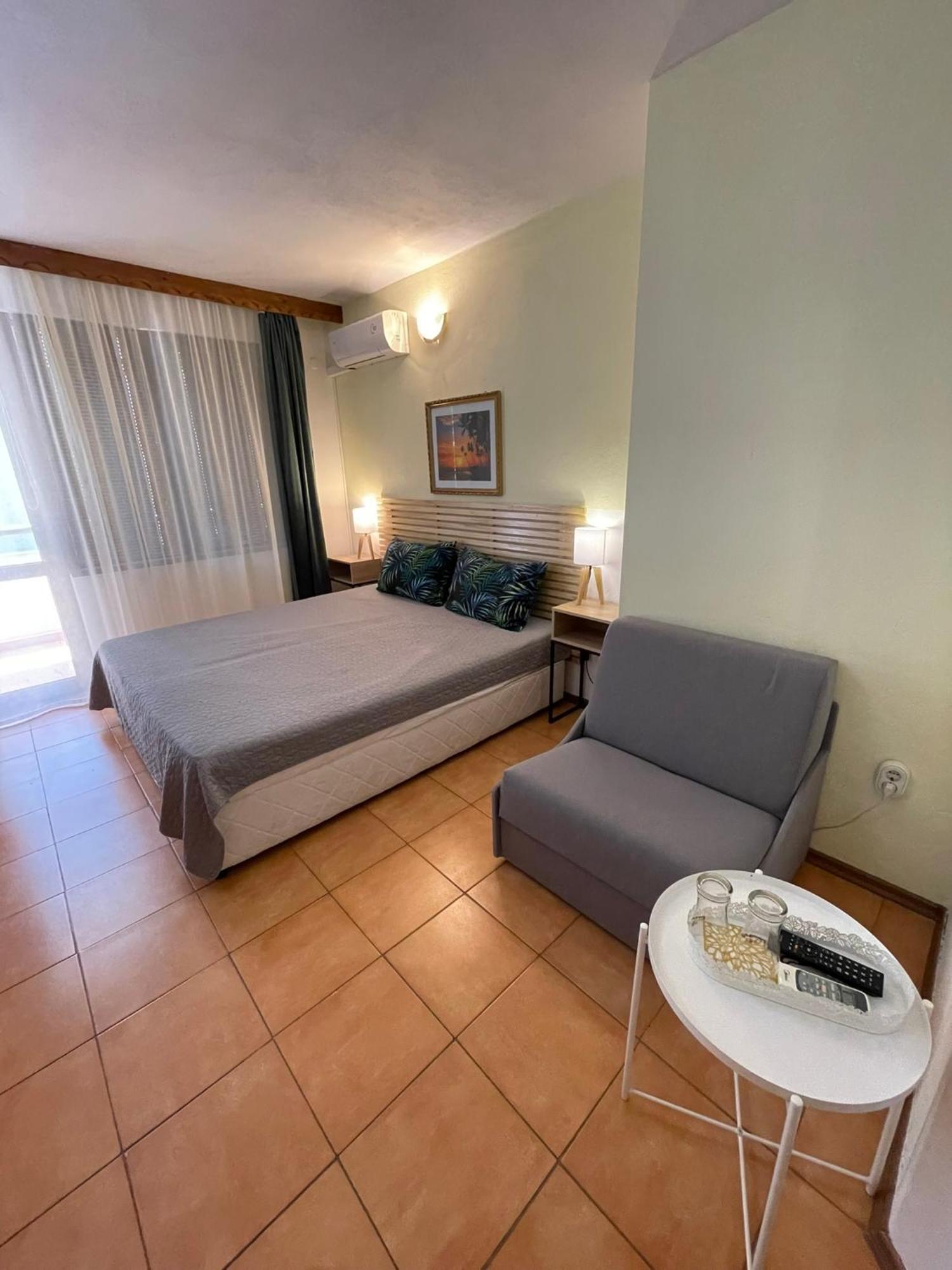 Holiday House Gendar, Chernomorets Bagian luar foto