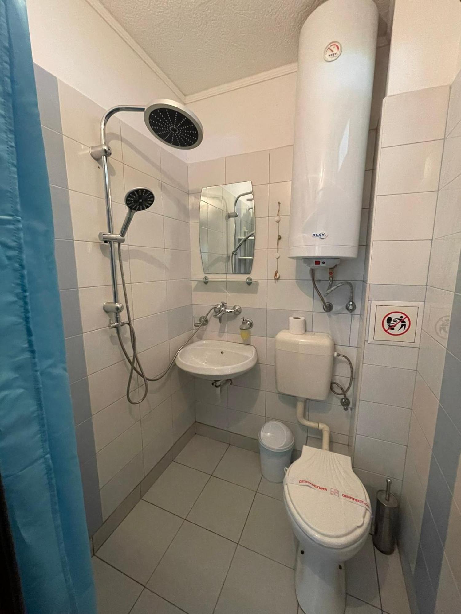 Holiday House Gendar, Chernomorets Bagian luar foto