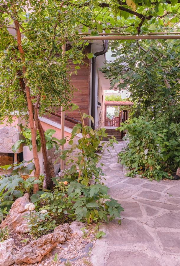 Holiday House Gendar, Chernomorets Bagian luar foto