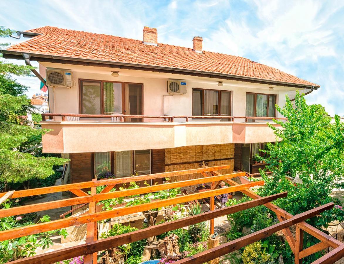 Holiday House Gendar, Chernomorets Bagian luar foto