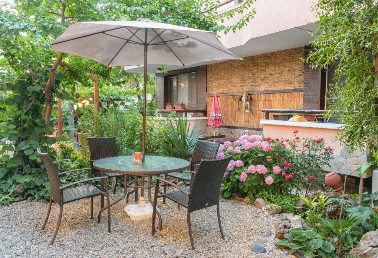 Holiday House Gendar, Chernomorets Bagian luar foto
